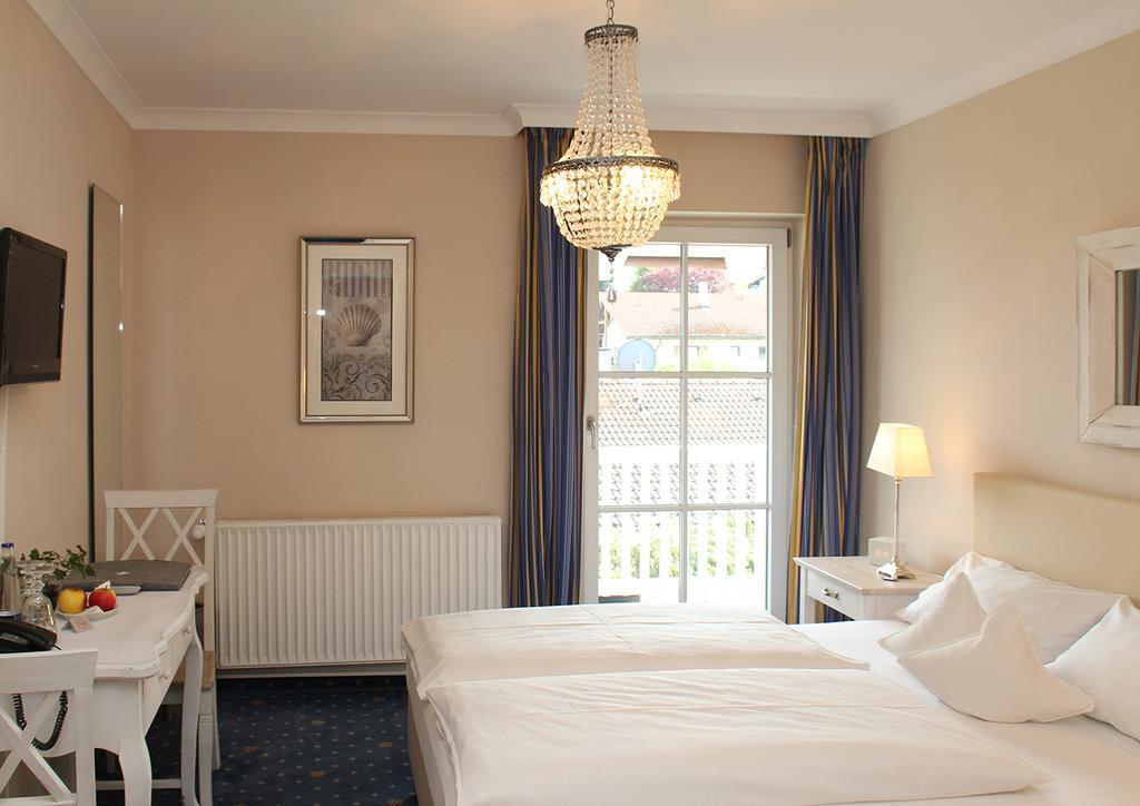 Hotel Zur Sonne Rimsting Exterior photo